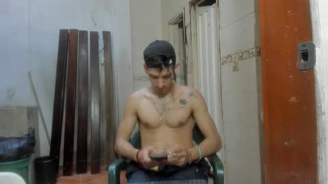 Snapshot of maaster420 chatting on 20, 1, 2025 itgram pezlo josue online show from 20, 1, 2025
