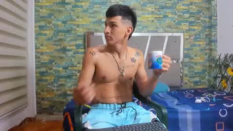 Snapshot of maaster420 chatting on 28, 1, 2025 itgram pezlo josue online show from 28, 1, 2025