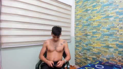 Snapshot of maaster420 chatting on 6, 2, 2025 itgram pezlo josue online show from 6, 2, 2025