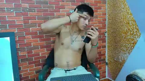 Snapshot of maaster420 chatting on 19, 2, 2025 itgram pezlo josue online show from 19, 2, 2025