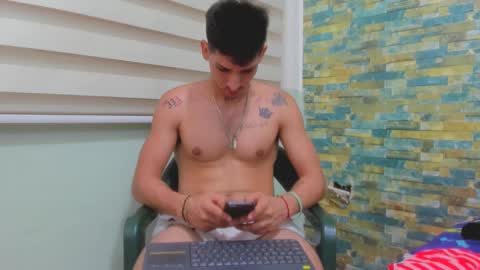 Snapshot of maaster420 chatting on 25, 2, 2025 itgram pezlo josue online show from 25, 2, 2025