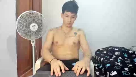 Snapshot of maaster420 chatting on 20, 9, 2025 itgram pezlo josue online show from 20, 9, 2025