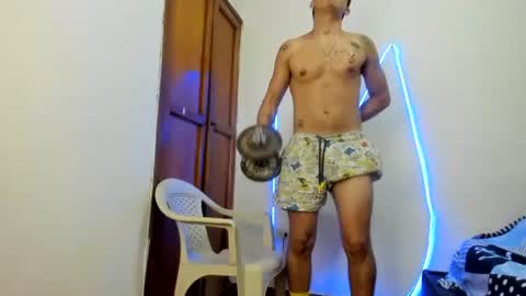 Snapshot of maaster420 chatting on 27, 11, 2025 itgram pezlo josue online show from 27, 11, 2025