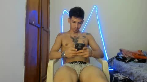 Snapshot of maaster420 chatting on 19, 12, 2025 itgram pezlo josue online show from 19, 12, 2025