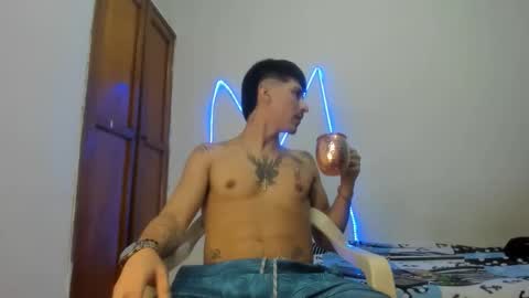 Snapshot of maaster420 chatting on 12, 1, 2026 itgram pezlo josue online show from 12, 1, 2026