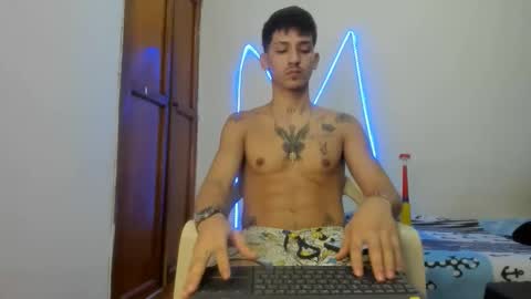 Snapshot of maaster420 chatting on 14, 1, 2026 itgram pezlo josue online show from 14, 1, 2026