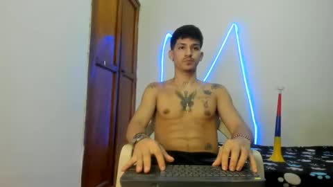 Snapshot of maaster420 chatting on 17, 1, 2026 itgram pezlo josue online show from 17, 1, 2026