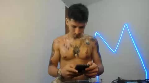 Snapshot of maaster420 chatting on 9, 2, 2026 itgram pezlo josue online show from 9, 2, 2026