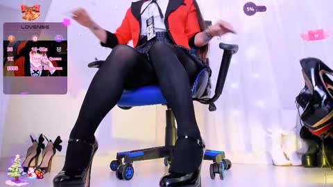 MacarenaIndependent model  online show from 13, 12, 2025