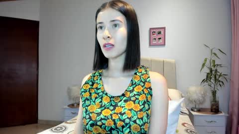 Snapshot of macarena_vallejo_ chatting on 14, 1, 2025 Macarena online show from 14, 1, 2025