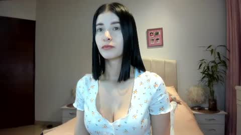 Snapshot of macarena_vallejo_ chatting on 29, 6, 2026 Macarena online show from 29, 6, 2026