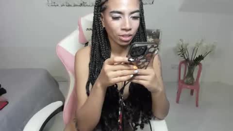 Snapshot of macdelice chatting on 22, 2, 2025 Mac Delice online show from 22, 2, 2025