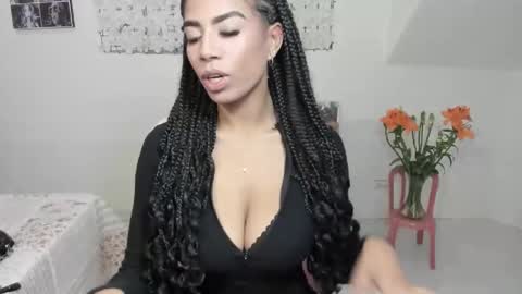 Snapshot of macdelice chatting on 4, 3, 2025 Mac Delice online show from 4, 3, 2025