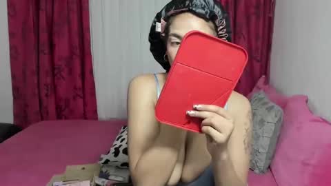 Snapshot of macdelice chatting on 7, 11, 2025 Mac Delice online show from 7, 11, 2025