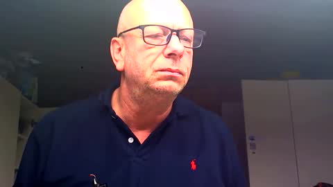 Snapshot of machinegun3dx chatting on 21, 12, 2025 Andy online show from 21, 12, 2025