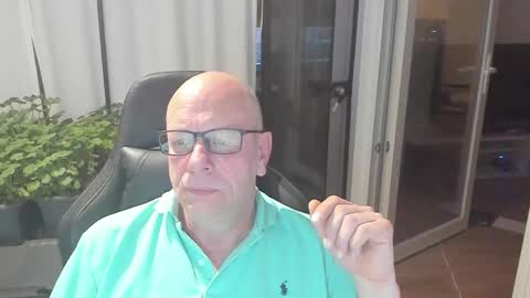 Snapshot of machinegun3dx chatting on 18, 1, 2026 Andy online show from 18, 1, 2026