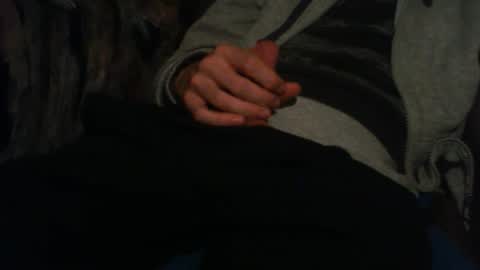 Snapshot of macho9385 chatting on 11, 11, 2025 macho9385 online show from 11, 11, 2025