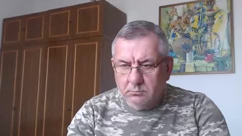 Snapshot of machomale3 chatting on 18, 4, 2026 Macho online show from 18, 4, 2026