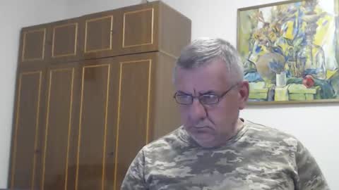 Snapshot of machomale3 chatting on 18, 4, 2026 Macho online show from 18, 4, 2026