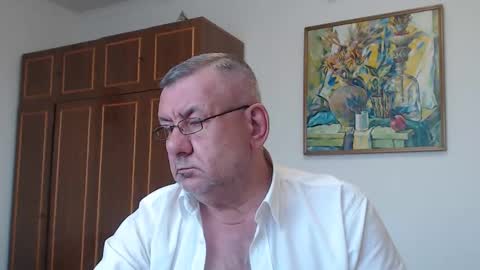 Snapshot of machomale3 chatting on 17, 5, 2026 Macho online show from 17, 5, 2026