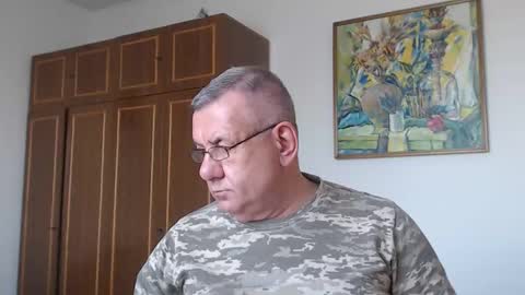 Snapshot of machomale3 chatting on 25, 5, 2026 Macho online show from 25, 5, 2026