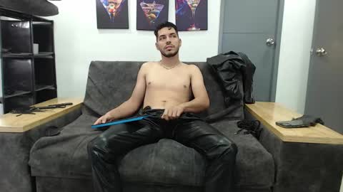 instagram mackdanielsx online show from 3, 10, 2025