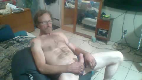 mackdog1369 online show from 19, 12, 2024