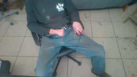 mackdog1369 online show from 12, 3, 2025