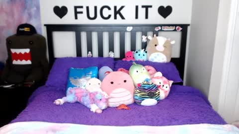 Snapshot of mackenziewolfe chatting on 30, 10, 2025 Mackenzie Wolfe online show from 30, 10, 2025