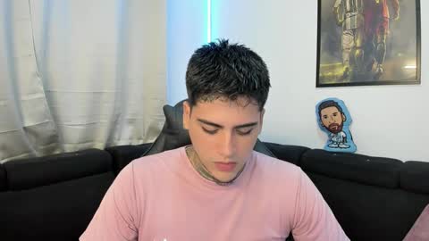 max online show from 1, 3, 2025