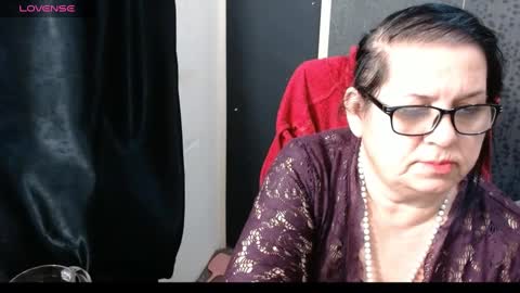 Snapshot of madam_sanjanne chatting on 1, 2, 2025 Madam Sanjanne online show from 1, 2, 2025