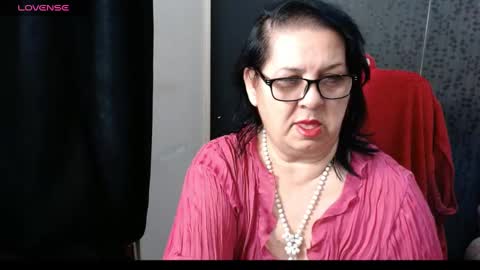 Snapshot of madam_sanjanne chatting on 2, 2, 2025 Madam Sanjanne online show from 2, 2, 2025
