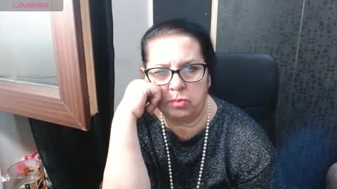 Snapshot of madam_sanjanne chatting on 16, 9, 2025 Madam Sanjanne online show from 16, 9, 2025