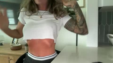 Snapshot of madame_andi chatting on 7, 6, 2026 madame_andi online show from 7, 6, 2026