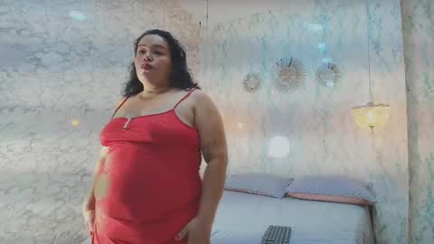 Snapshot of madame_elissa chatting on 5, 12, 2025 madame_elissa online show from 5, 12, 2025