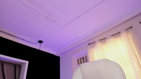 Snapshot of madame_lilith chatting on 2, 1, 2025 madame lilith online show from 2, 1, 2025