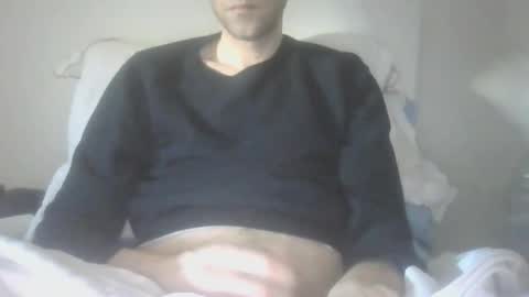 Snapshot of madamebitchslut chatting on 17, 5, 2026 ItalianVirgin95 online show from 17, 5, 2026