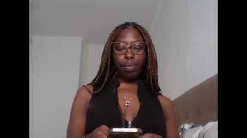 YourMadamIndigo online show from 16, 2, 2025