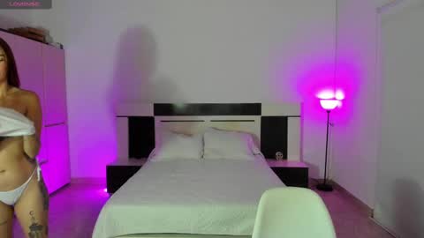 Maddie  online show from 24, 2, 2025