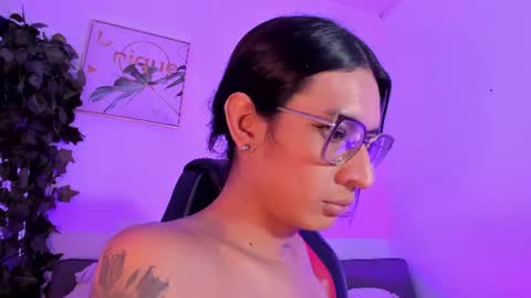 Maddie Ray online show from 13, 6, 2026