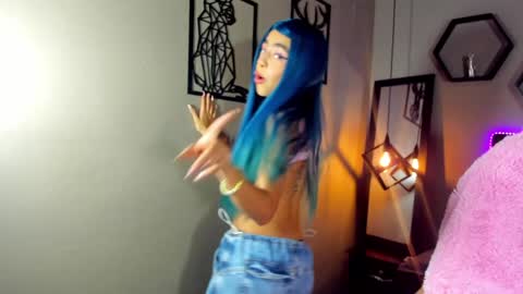Snapshot of maddiiebrooks chatting on 11, 1, 2025 Maddie online show from 11, 1, 2025