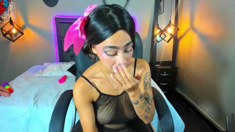 Snapshot of maddiiebrooks chatting on 12, 1, 2025 Maddie online show from 12, 1, 2025