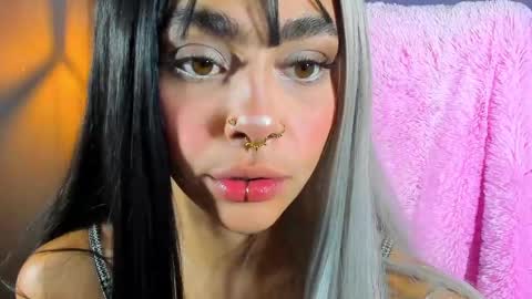 Snapshot of maddiiebrooks chatting on 17, 1, 2025 Maddie online show from 17, 1, 2025