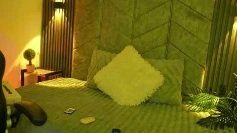 Snapshot of maddy1y_ chatting on 12, 1, 2026 maddy online show from 12, 1, 2026