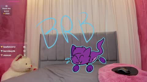 Maddy Please help me with your thumbs up its important online show from 2, 12, 2024