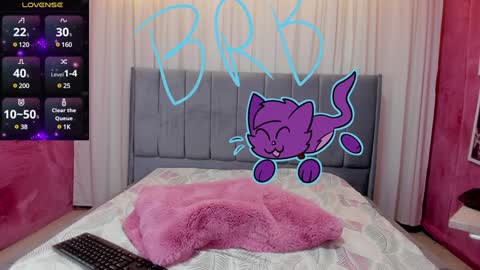 Maddy Please help me with your thumbs up its important online show from 14, 12, 2024