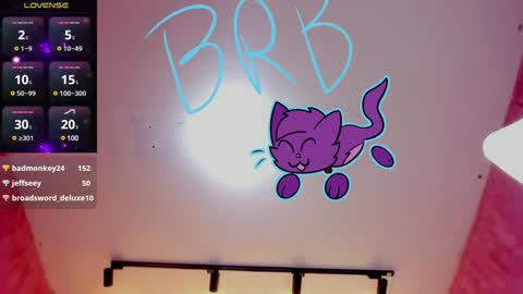 Maddy Please help me with your thumbs up its important online show from 15, 12, 2024