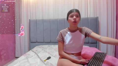 Maddy Please help me with your thumbs up its important online show from 29, 12, 2024