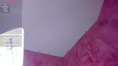 Maddy Please help me with your thumbs up its important online show from 30, 12, 2024