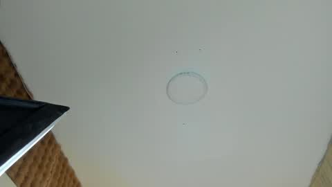 Maddy Please help me with your thumbs up its important online show from 21, 1, 2025